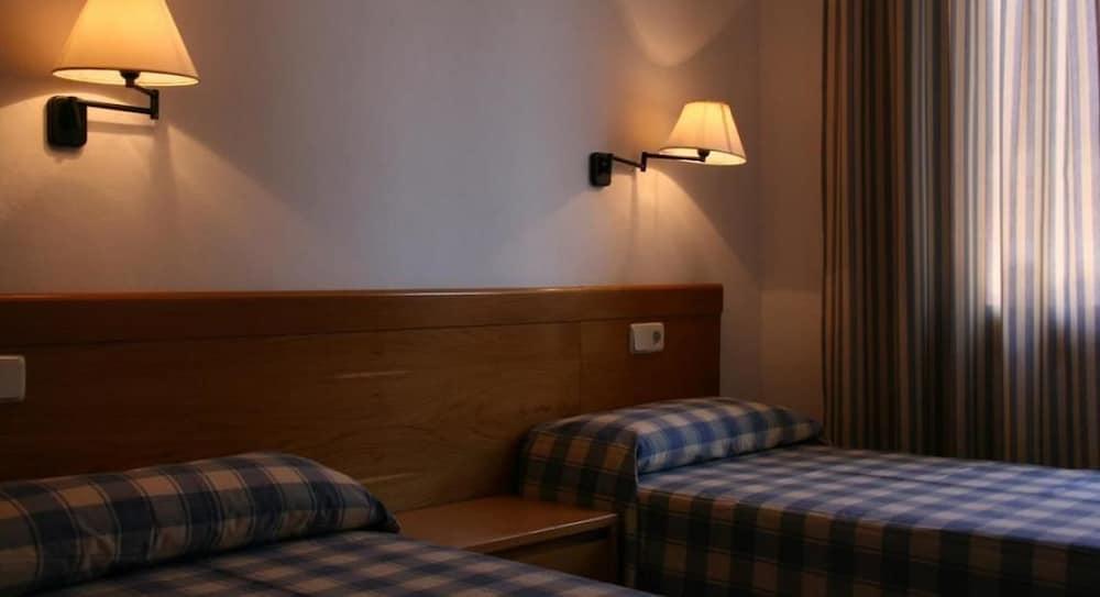 Apartamentos S'Olivera 坎亚梅尔 外观 照片