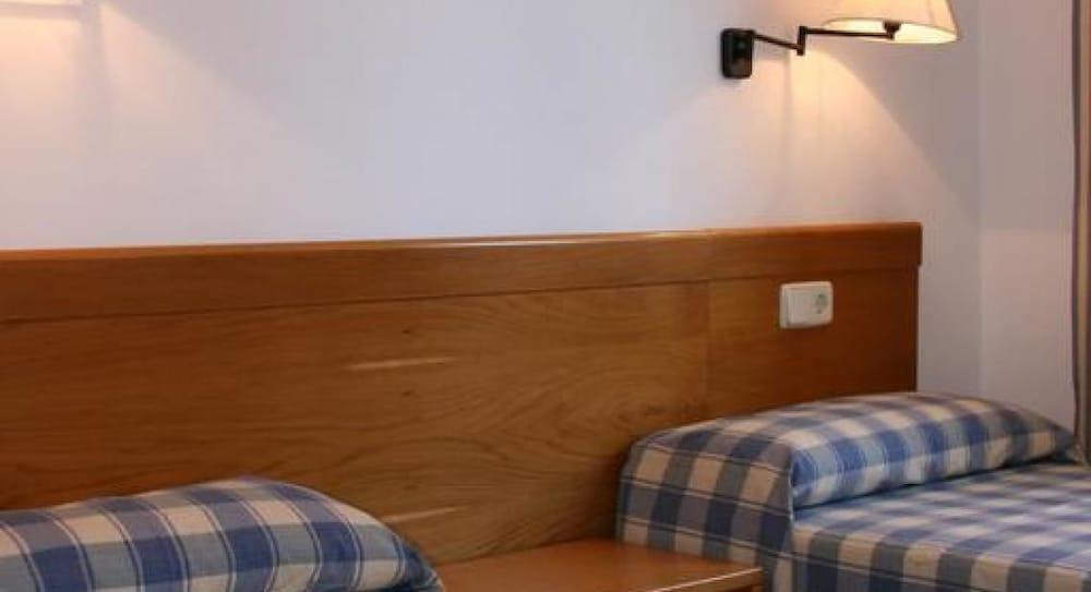 Apartamentos S'Olivera 坎亚梅尔 外观 照片